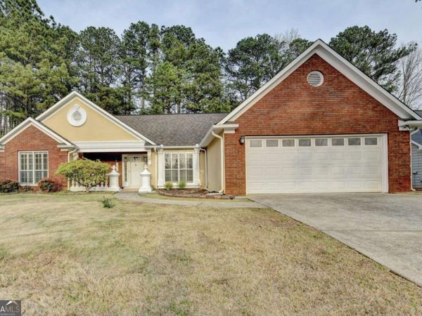 1075 Prestonwood Drive, Lawrenceville, GA 30043