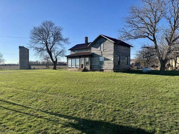 102 W Central Road, Coldwater, MI 49036