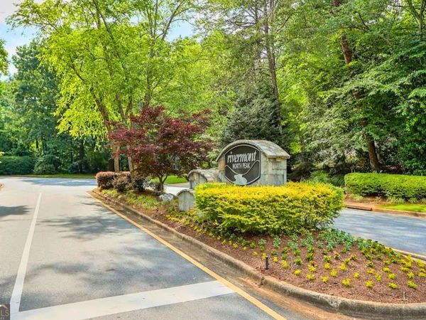 335 N Peak Drive, Johns Creek, GA 30022