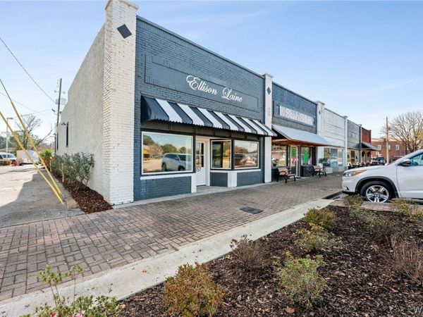 357 MARKET Street , Moundville, AL 35474