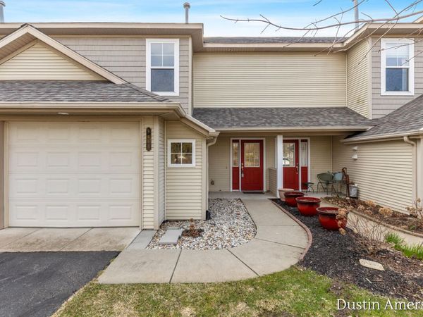 8468 N Center Park Drive, Unit 4, Byron Center, MI 49315