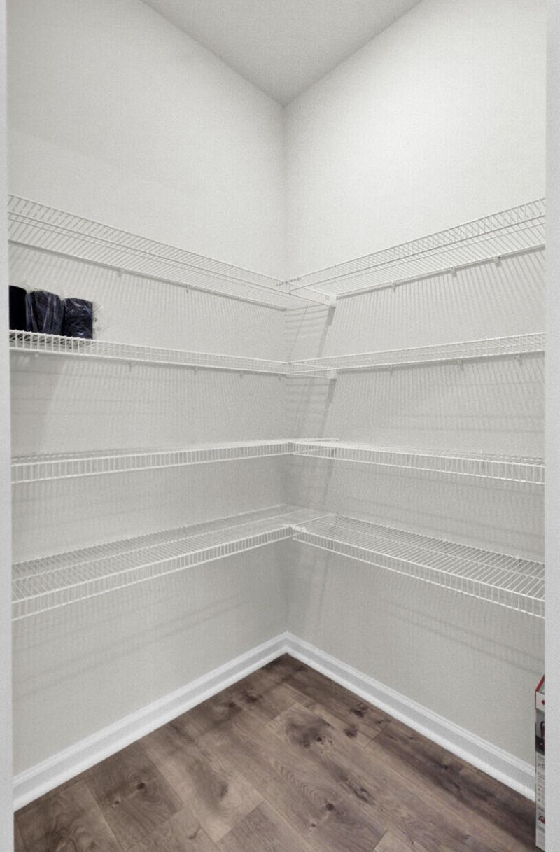 496 Oak View Way Photo 7