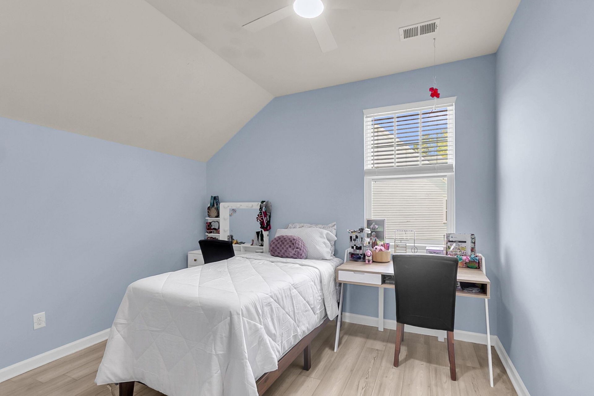 445 Watergrass Way Photo 40