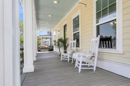 445 Watergrass Way photo 4