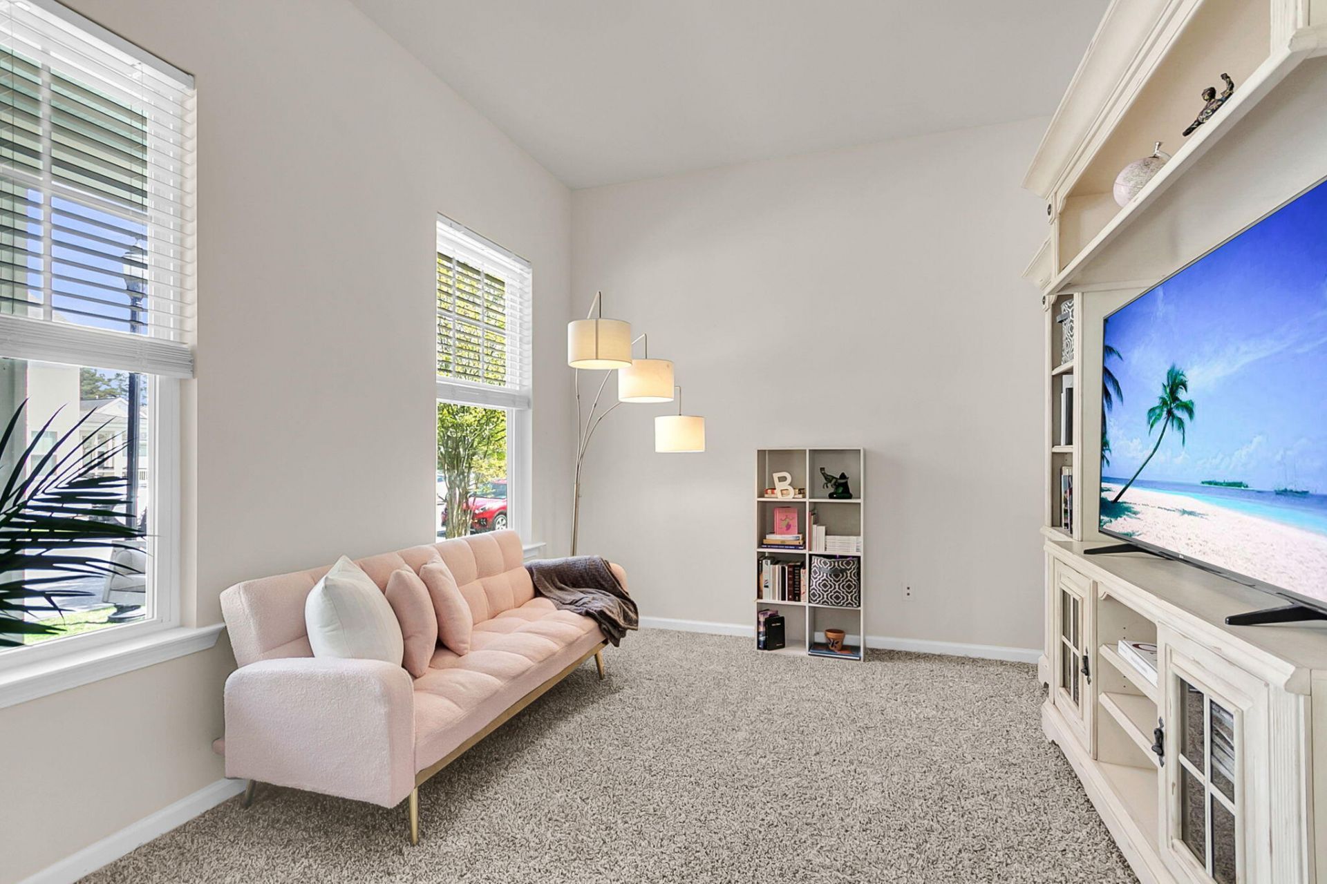 445 Watergrass Way Photo 8