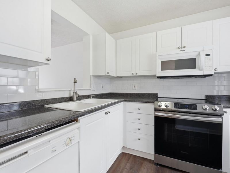 758 Parkgrove Way, Lewis Center, OH 43035 Photo 4