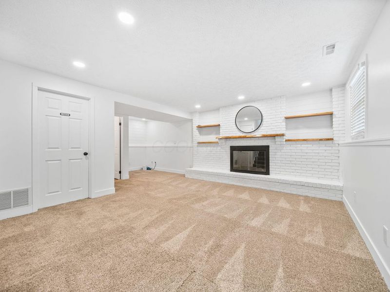 8576 Renaa Avenue, Galloway, OH 43119 Photo 12