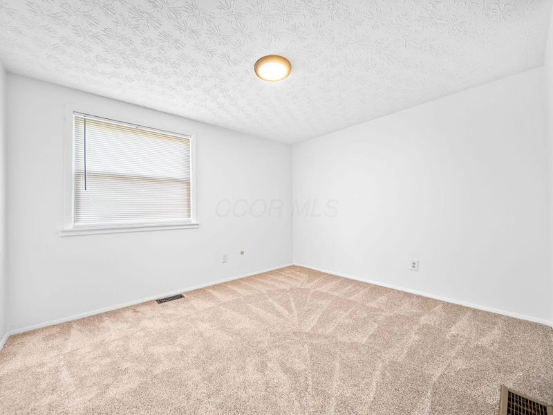 8576 Renaa Avenue, Galloway, OH 43119 Photo 29