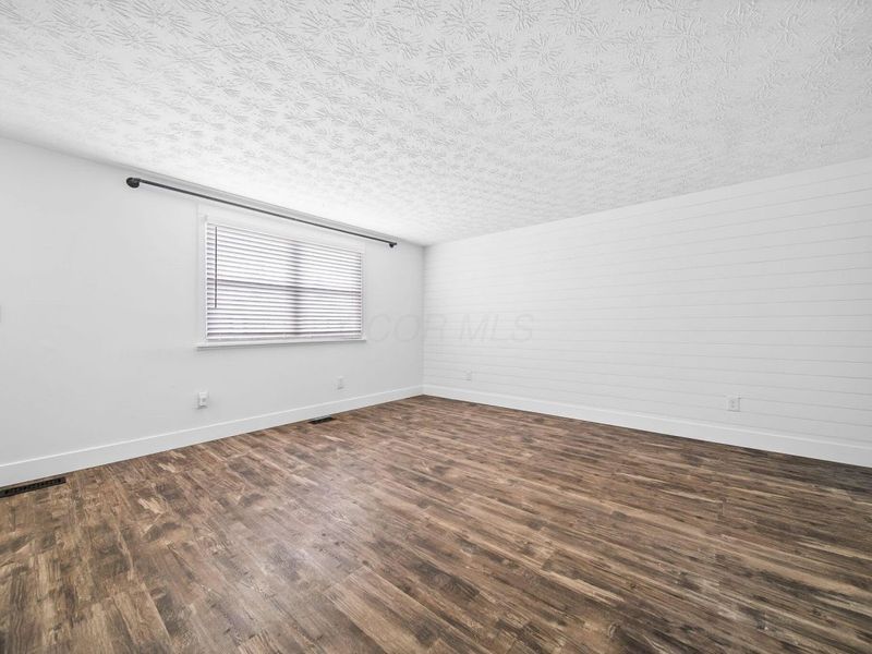 8576 Renaa Avenue, Galloway, OH 43119 Photo 6