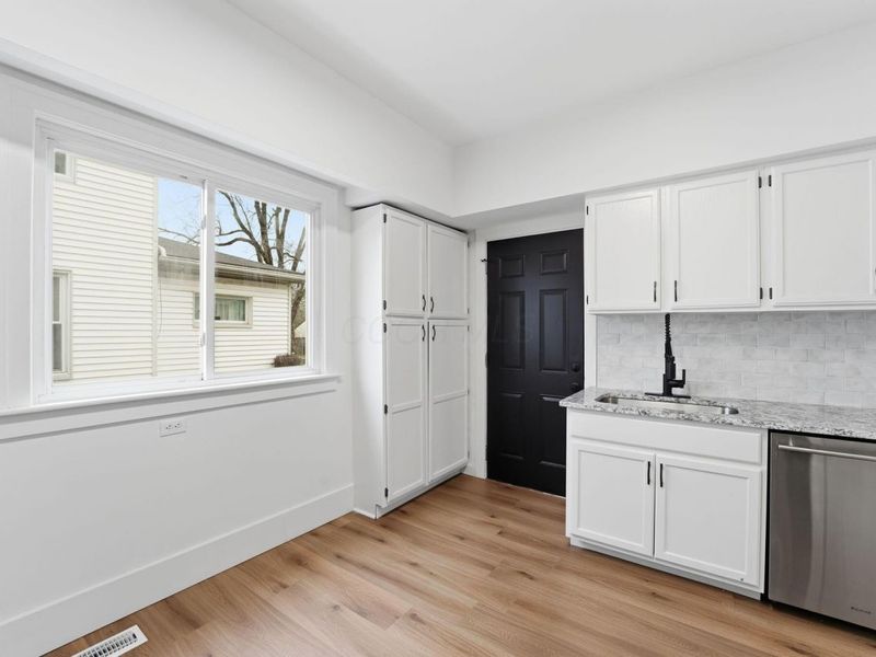 1475 E Hudson Street , Columbus, OH 43211 Photo 5