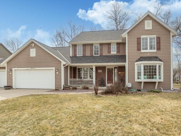 N78W22933 N Coldwater CIRCLE, Sussex, WI 53089