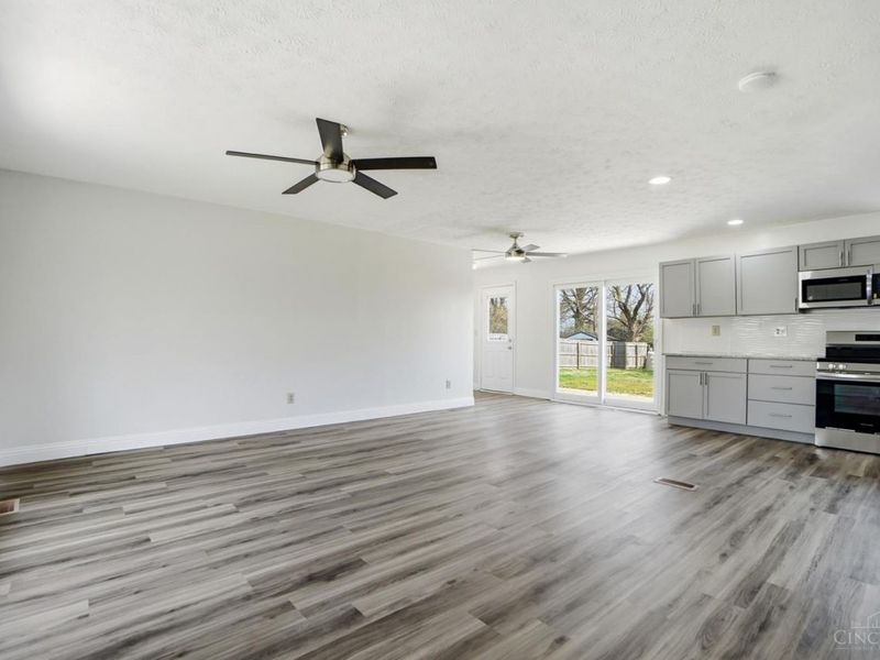 6 Fairborn Court, Hamilton, OH 45013 Photo 4