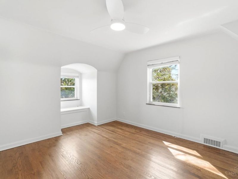 4926 Le Blond Avenue, Cincinnati, OH 45208 Photo 29