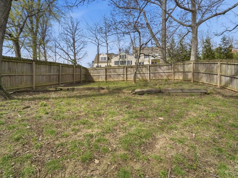 4926 Le Blond Avenue, Cincinnati, OH 45208 Photo 45