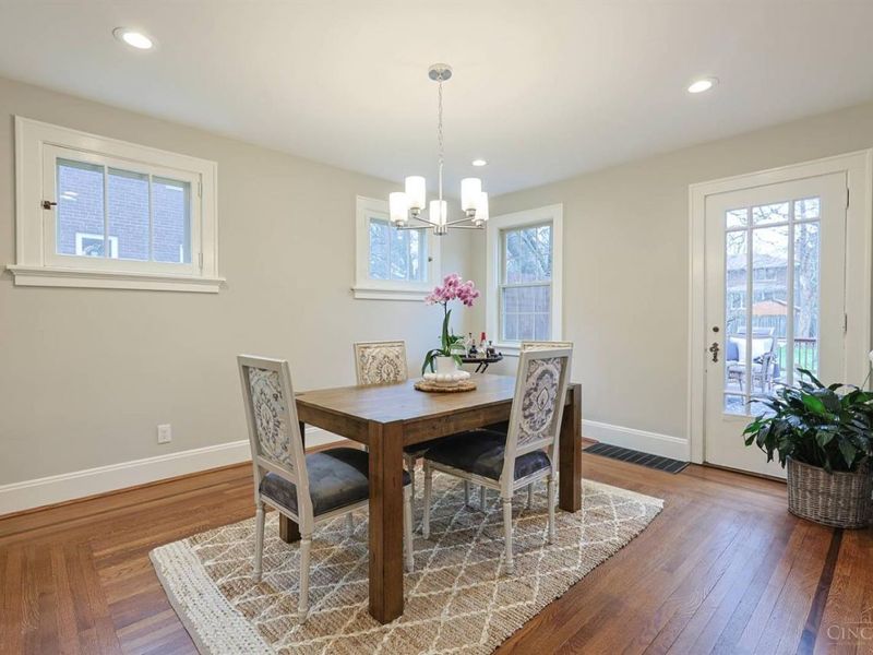 1568 Wittekind Terrace, Cincinnati, OH 45224 Photo 12