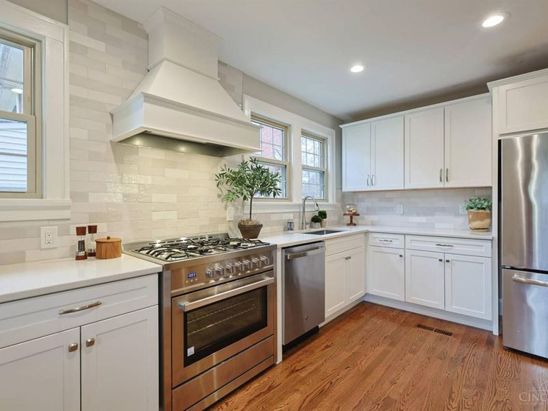 1568 Wittekind Terrace, Cincinnati, OH 45224 Photo 16