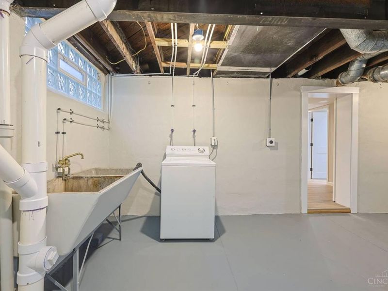 1568 Wittekind Terrace, Cincinnati, OH 45224 Photo 42