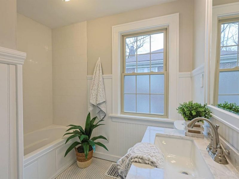 1568 Wittekind Terrace, Cincinnati, OH 45224 Photo 58