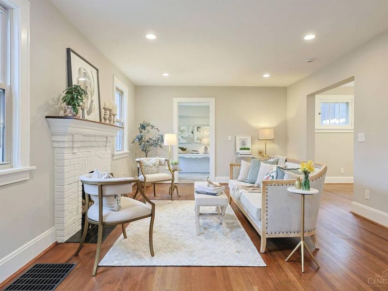 1568 Wittekind Terrace, Cincinnati, OH 45224 Photo 7