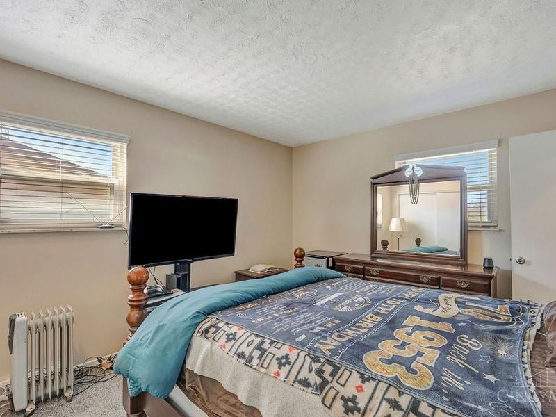 1088 Pinehollow Lane, Cincinnati, OH 45231 Photo 12