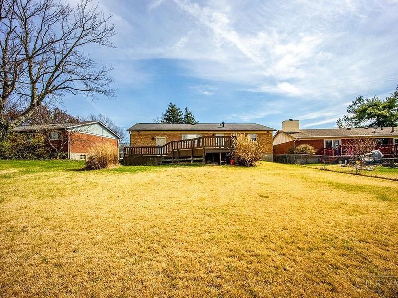 1088 Pinehollow Lane, Cincinnati, OH 45231 Photo 26