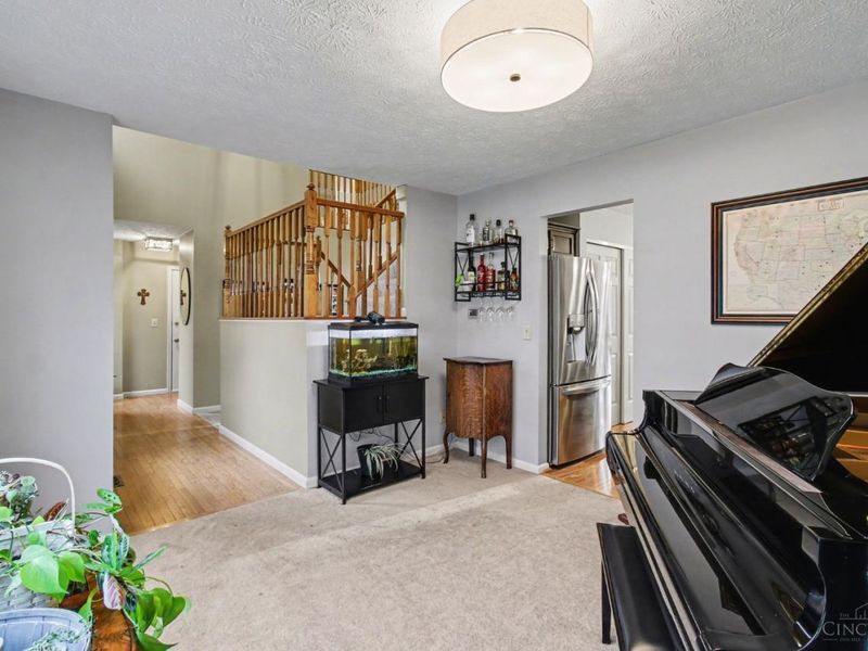 1004 Vixen Drive, Union Twp, OH 45245 Photo 2