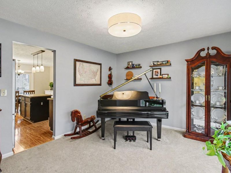 1004 Vixen Drive, Union Twp, OH 45245 Photo 4