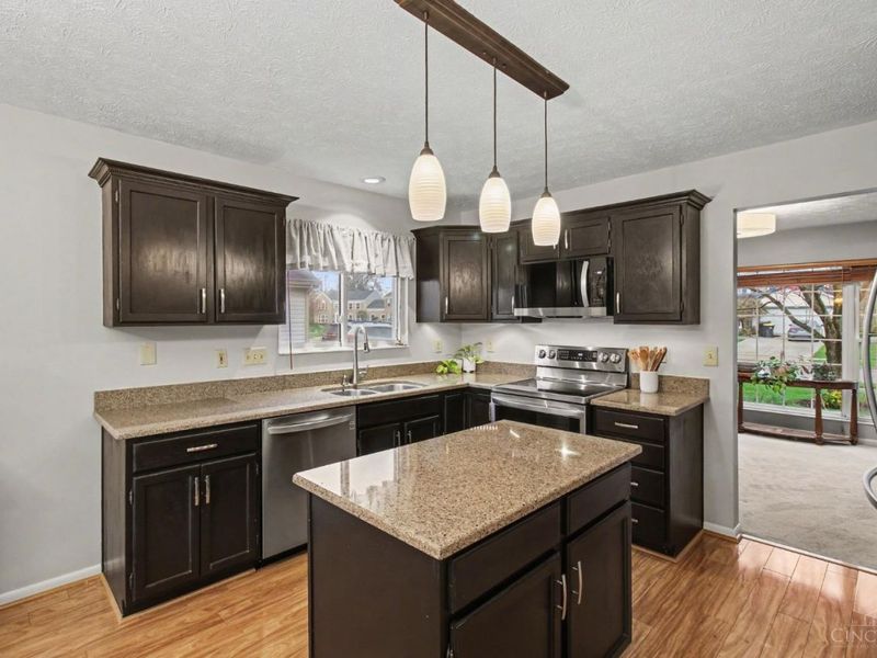 1004 Vixen Drive, Union Twp, OH 45245 Photo 6