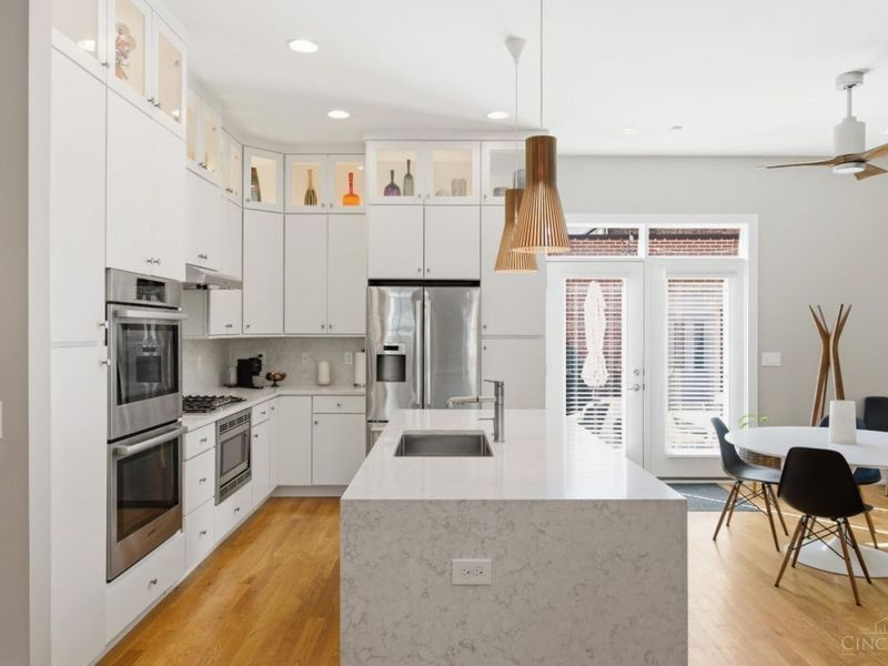 1507 Elm Street, Cincinnati, OH 45202 Photo 4