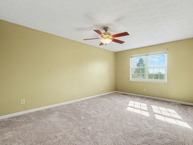 1342 Evalie Drive, Fairfield, OH 45014 Photo 11