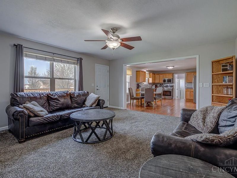 1399 Treaty Court, Hamilton, OH 45013 Photo 2