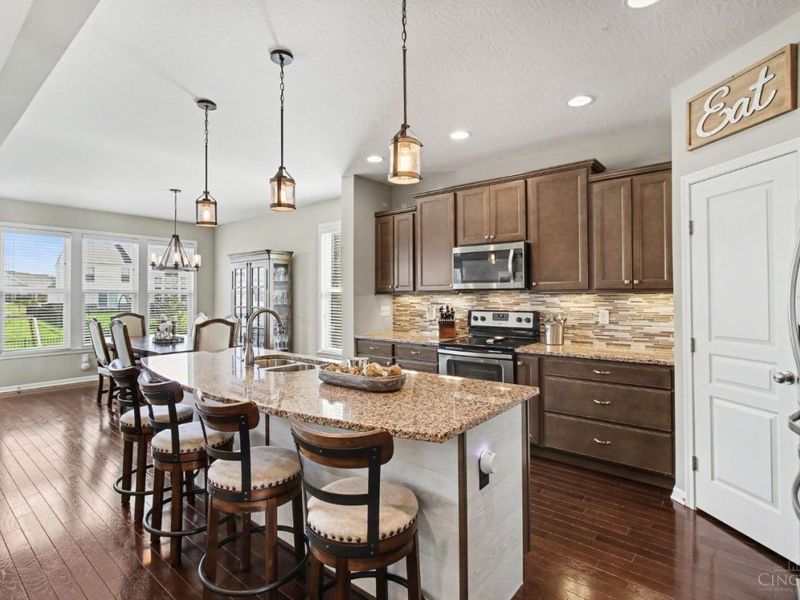 7154 Birkdale Drive, Hamilton Twp, OH 45039 Photo 10