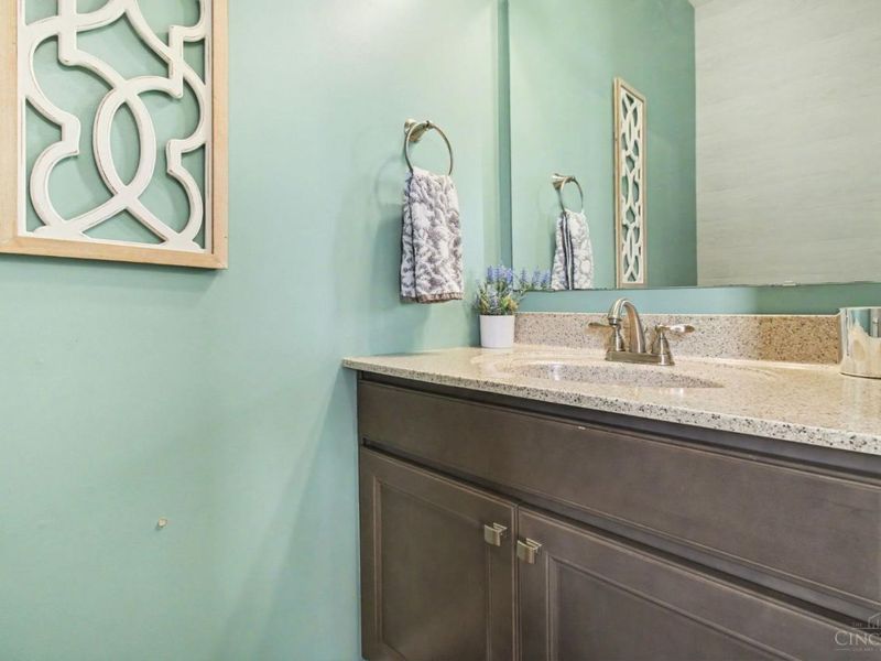 7154 Birkdale Drive, Hamilton Twp, OH 45039 Photo 13