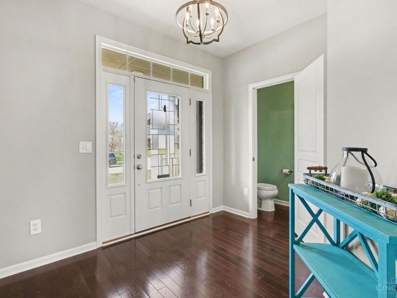 7154 Birkdale Drive, Hamilton Twp, OH 45039 Photo 3