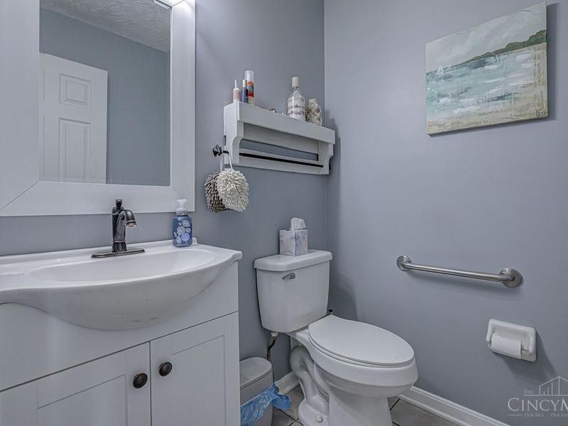 711 Hunter Court, Trenton, OH 45067 Photo 10