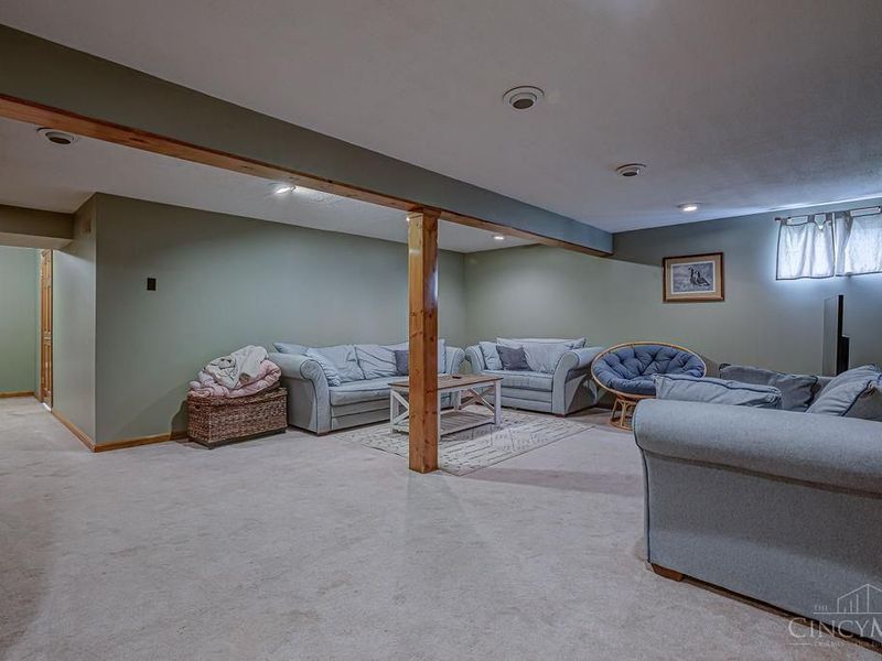 711 Hunter Court, Trenton, OH 45067 Photo 21