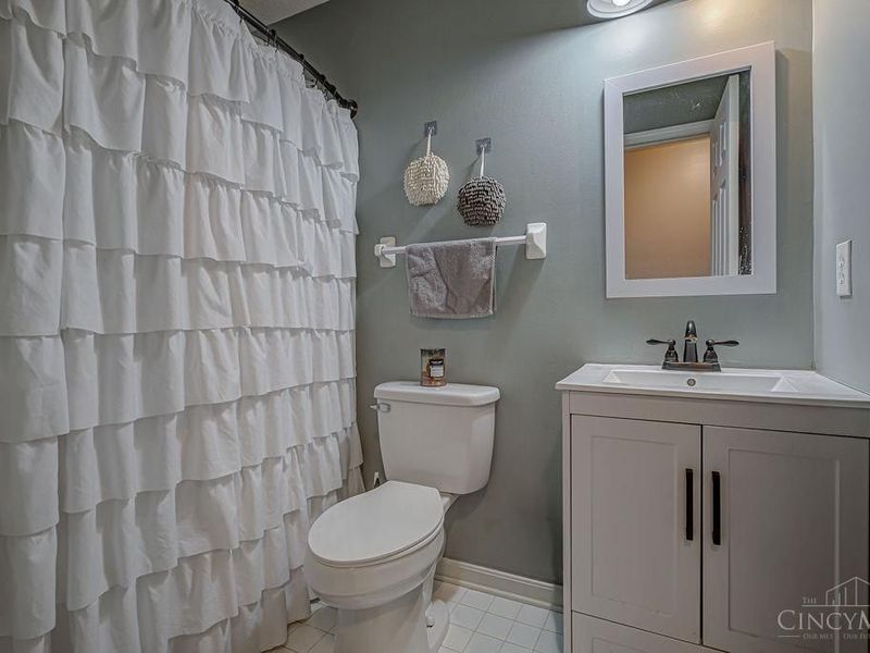 711 Hunter Court, Trenton, OH 45067 Photo 24