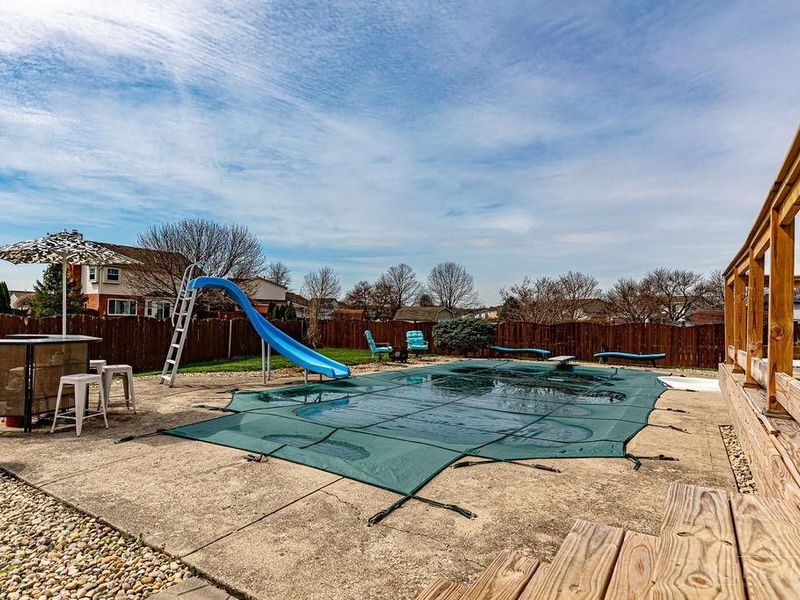 711 Hunter Court, Trenton, OH 45067 Photo 3