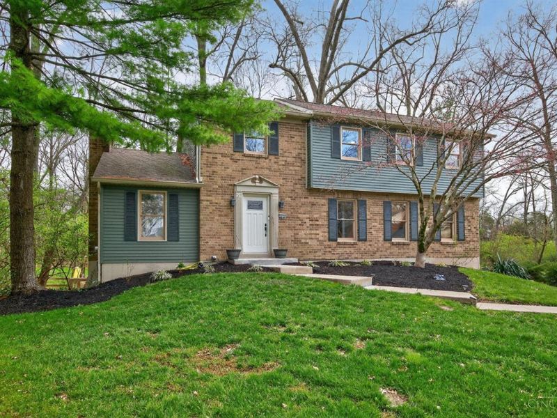 6224 Rustler Court, Loveland, OH 45140 Photo 2