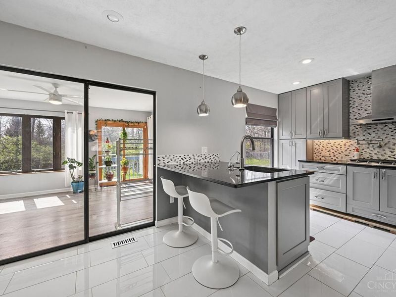 11388 Marlette Drive, Symmes Township, OH 45249 Photo 14