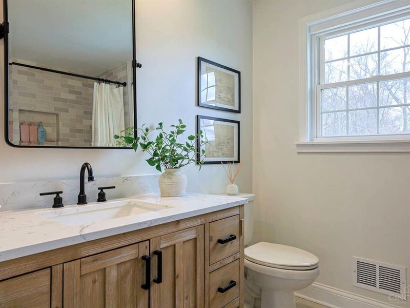 8124 Cabinet Circle, Anderson Twp, OH 45244 Photo 45