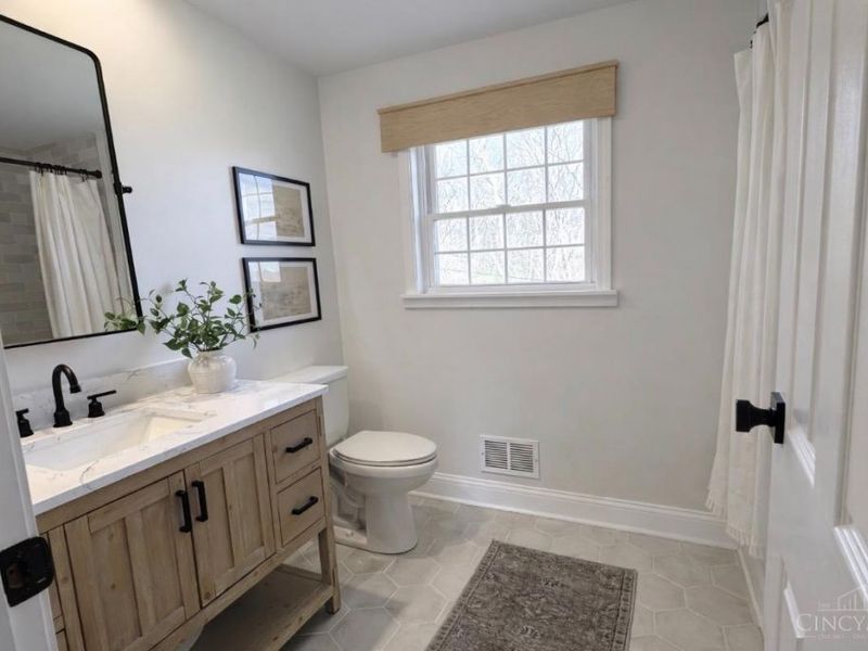 8124 Cabinet Circle, Anderson Twp, OH 45244 Photo 46