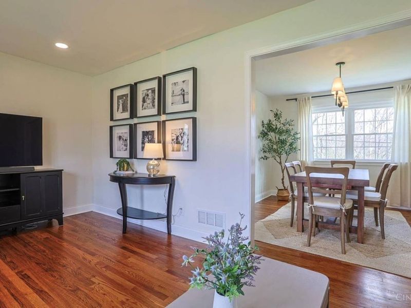 8124 Cabinet Circle, Anderson Twp, OH 45244 Photo 7