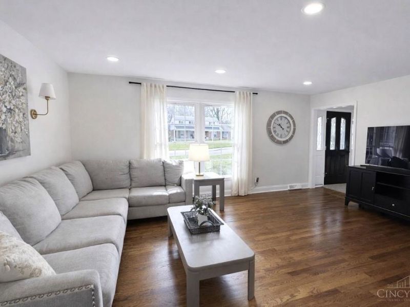 8124 Cabinet Circle, Anderson Twp, OH 45244 Photo 8