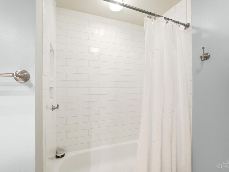 10701 Old Pond Drive, Cincinnati, OH 45249 Photo 35