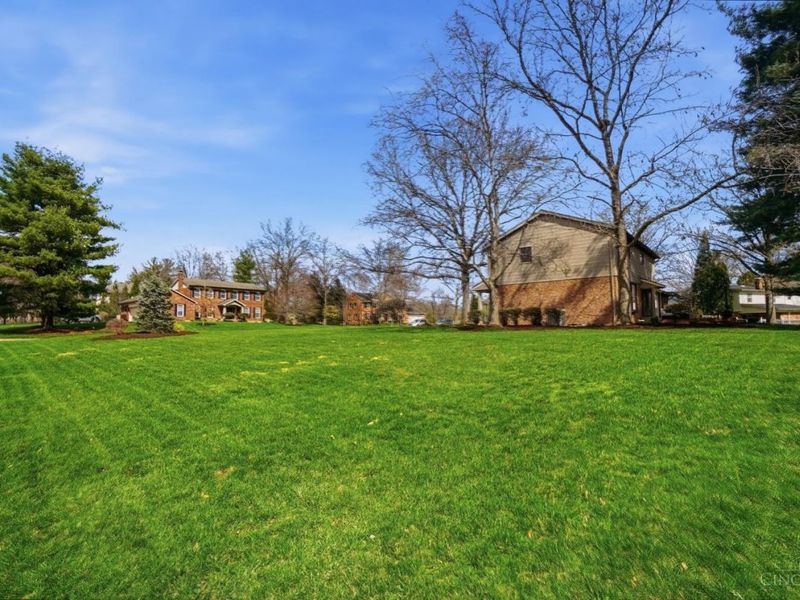 10701 Old Pond Drive, Cincinnati, OH 45249 Photo 52