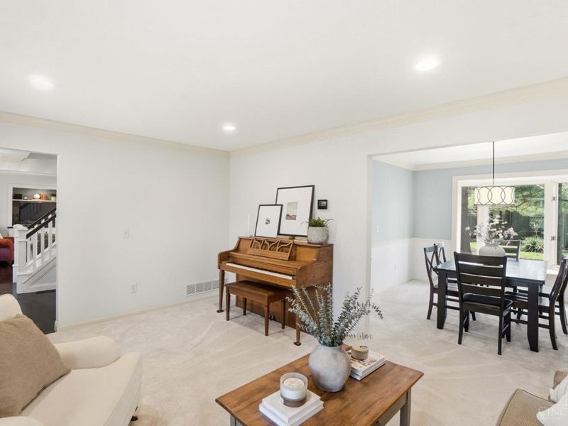 10701 Old Pond Drive, Cincinnati, OH 45249 Photo 9