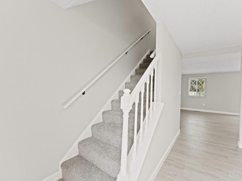 342 Bexley Court, Mason, OH 45040 Photo 3