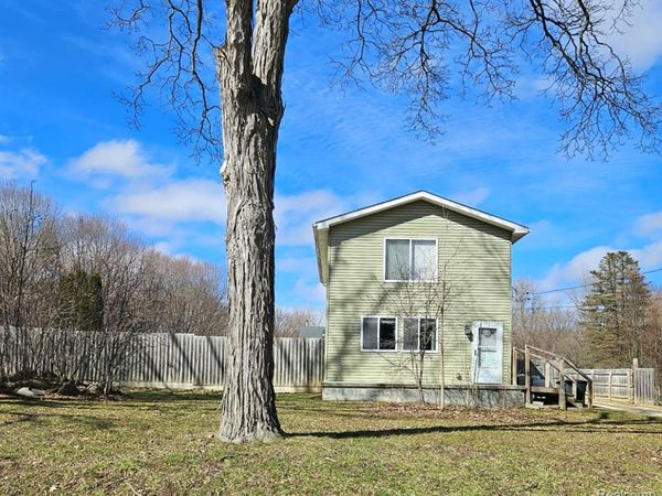 3348 W Frances Road , Vienna Twp, MI 48420
