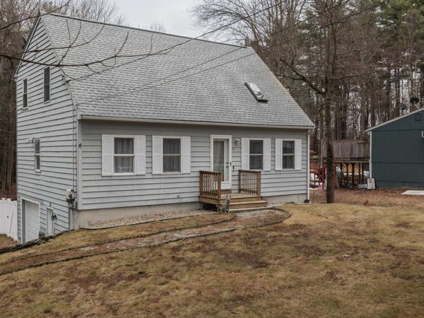 8 Linebrook Road, Atkinson, NH 03811